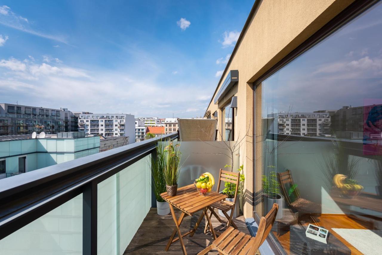 Apartmán With Balcony And Parking Near The Museum *