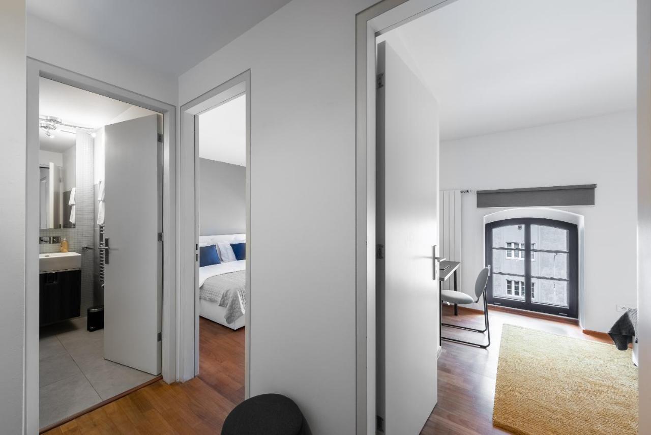 With Balcony And Parking Near The Museum * Praha
